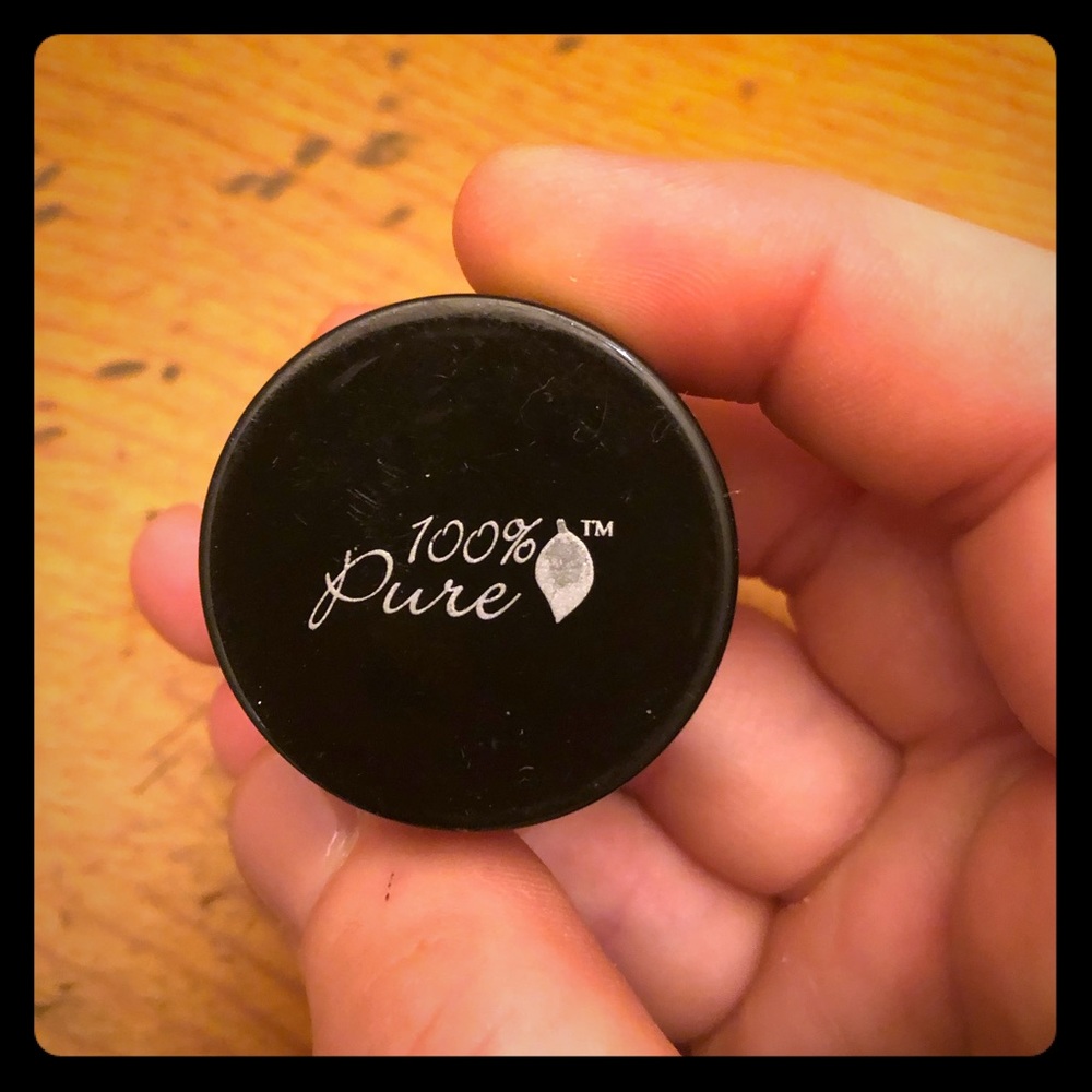 100% Pure Eyeshadow & Liner